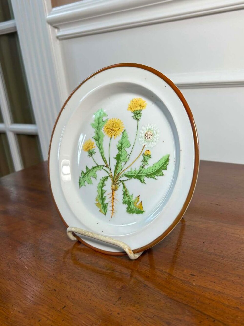 Japanese speckled stoneware dandelion salad plate - Picture 4 of 9